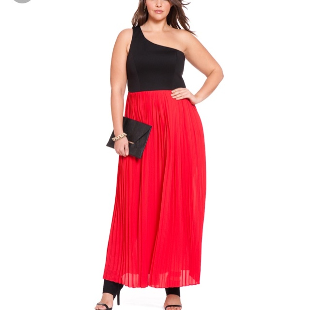 Eloquii Studio single-sleeve pleated maxi dress